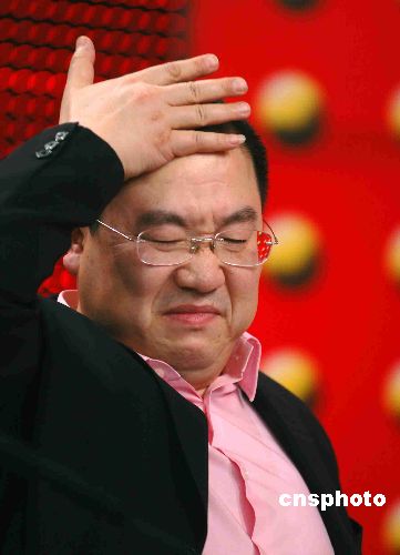 图红楼梦中人济南选秀评委英达表情搞怪