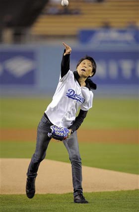 ������Ϊ�������ӿ���Ͷ��Ӣ�������ڻ�����ͼ����2��