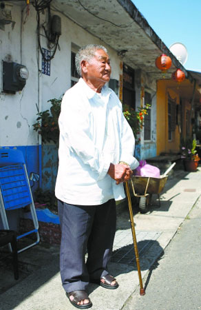 台湾老兵:21世纪是中国人的天下 统一是时间问题(2)
