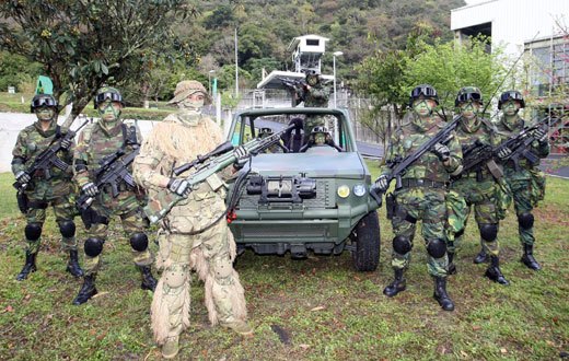 组图台军特种部队举行战术演练及装备展示3