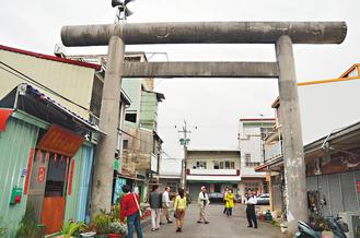 ̨���վ�ʱ���»������ż��������Ա���