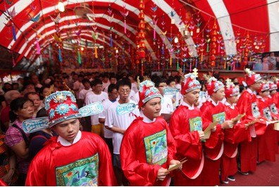 ̨�ϼҳ���Ϧ����Ů�����������س���