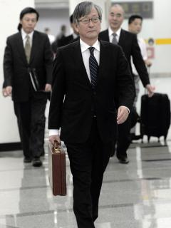 今井正抵台引媒体推挤将说明“购岛”