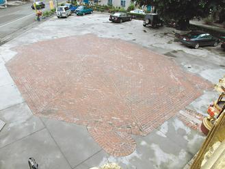 ̨��������Ȫ�¹��·��鴦���Ǳ���ͼ��