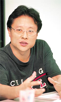 台湾作家张大春担任王家卫电影《一代宗师》的顾问.《旺报》资料图