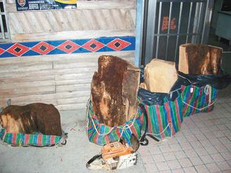 ���������ľ��̨��ǰ����Ա�ơ�ֻ��æ���ˡ�