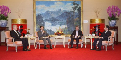 ̨�����죺��Ӣ�����±䶯���ž�����Ѫ����