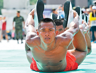 ̨����ս��������չ�ǳ���Ӣ�Ž����ٹ����´�