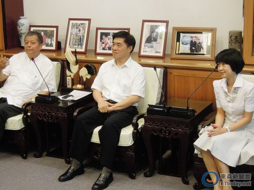 ̨���д������춯������ת���г��칫������