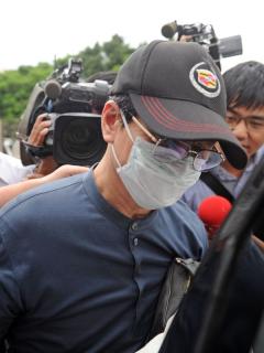台湾“现代版和珅”千万元交保乘名贵车扬长而去
