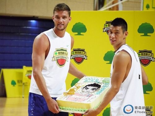 �������Ը��̨��ҹ�п��ӵ�Ϻ�൱���֣�ͼ��