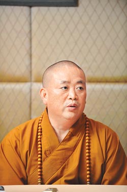 释永信保护少林声誉老友他挡人不当财路遭诬陷