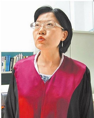 查柯建铭案女检察官怒骂黄世铭:竟向马英九告密