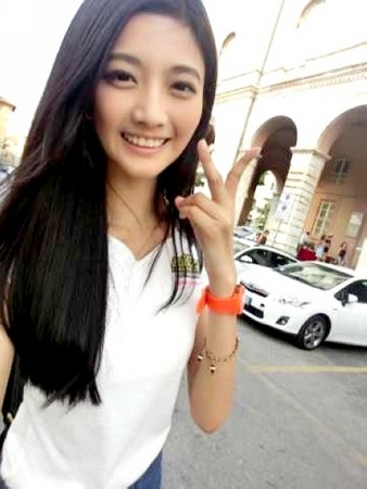 ̨��19��Ůģ�õ�����ʱװ����Ʊ��־�ᶼδ�߹�