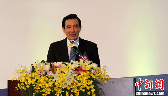 ̨�������չ��̨����Ļ��Ӣ�ų�ϯ��Ļ����