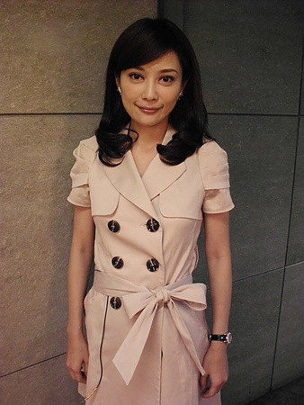 Ů�����Ʒ���Ա�¹��Ǹ��������־�����������