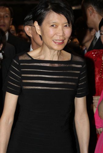 马英九夫人周美青着装首度破尺度 小露性感(图)(3)