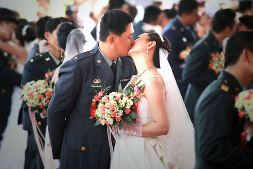 ̨����������йٱ���������Ӣ������֤