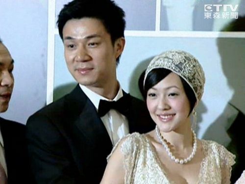 老公二度出庭拒认罪小S可望全身而退