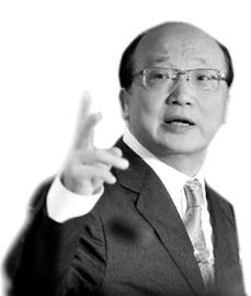 ��ϵͷ�Ŵ󽫺�־ǿ�������ı���Ӣ������