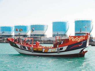 澎湖仿古大船下水内湾海洋观光新卖点(图)