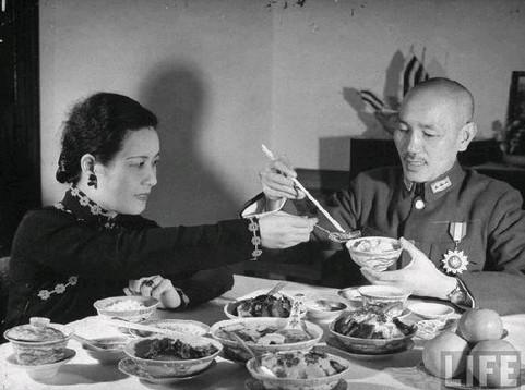 蒋介石:宋美龄的能力抵得上20个陆军师