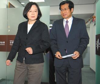 ��Ӣ��������ѡ�±��г��ں���������루ͼ��