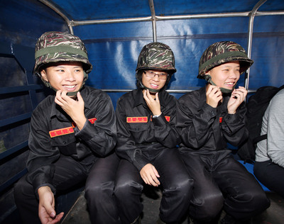 台湾首派女兵驻太平岛 自辟开心农场种菜