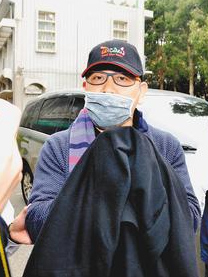 台湾“翡翠王子”被曝是矿工骗名流冒名20年