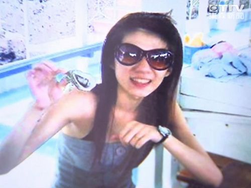 女模搭男友车被撞成植物人男方卖地不愿赔偿