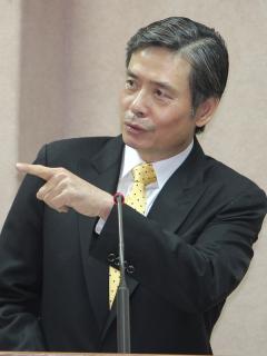 ̨��פ�����������ߴ�9�Ⱦܴ���Ӫ��ʿ��ѯ��ͼ��