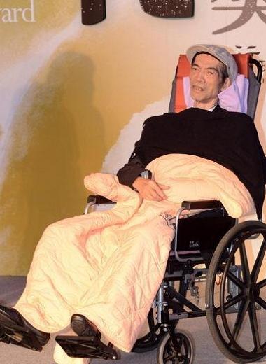 �����ִ�ʦ����̩��15�ռҼ�һ�дӼ򲻰칫��