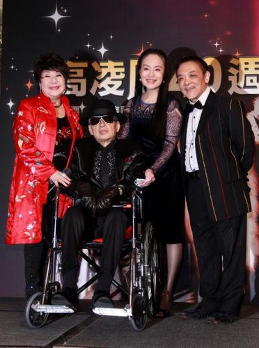 高凌风患血癌力办演唱会提及猪哥亮泪流满面