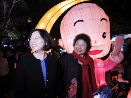 ����Ӣ�����𽫲�ѡ�������ϯ��Ӧ�ơ������롱