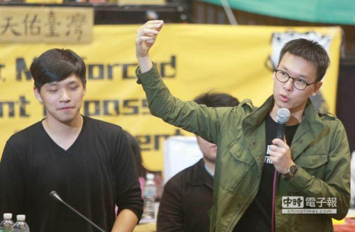 攻占台立法机构运动两名带头人被警方函送侦办