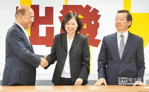 苏贞昌谢长廷弃选民进党主席蔡英文将重掌绿营