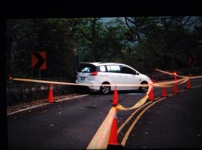 男子持刀砍死前妻偕女儿烧炭自杀被巡警发现(图)