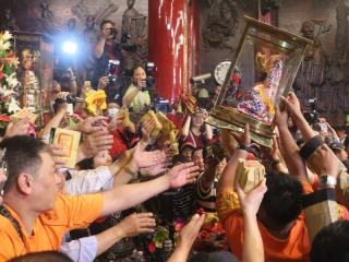 ȫ���ڽ̶�����ָ������̨��������е�2