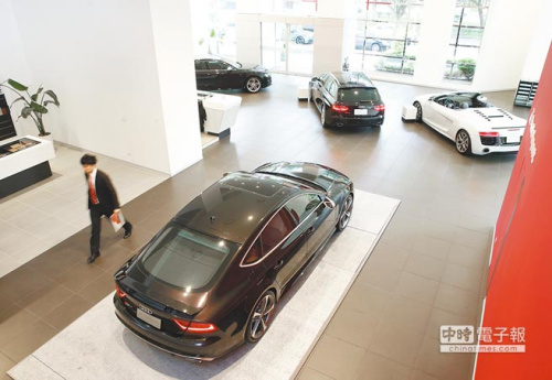 �µ��׼䡰�۱���չ�䡱���̨�����Թ�ע