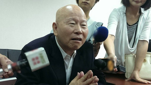 �����ǰ��ϯ����������½���񹲽���ͻ�����ڴ�