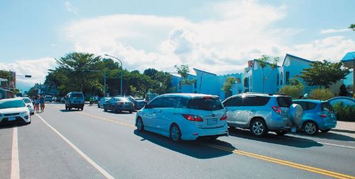 ̨��������Сѧ���˳�����У�����ο͡������ء�