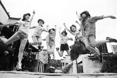 ������ýѧ��̸�ദ�������������͸����