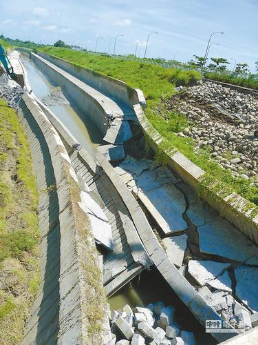 ��������ʯ̨�Ϸ�Ѵ���̳���10��19�����