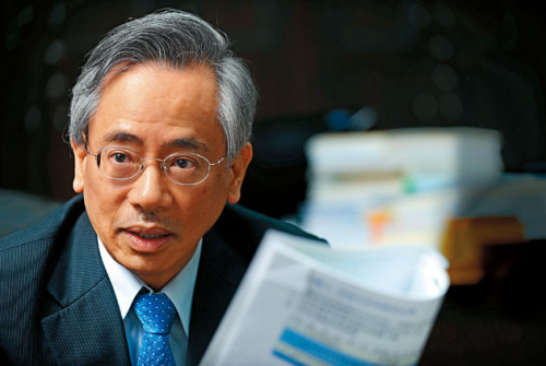 台“卫福部长”受访避谈下台:全力控制馊水油影响