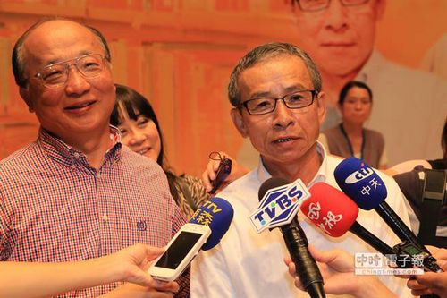 �������������ڣ�̨�岻ֻ����Ѫ�Ǻ�ɫ��