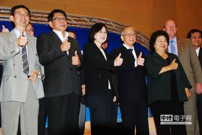 ���кϲ�ͳ���������¾գ��о���ƭ��ͼ��