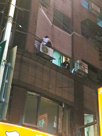 ��ĸ�賿����Ҫ���Ů�����Ͽյ�Ҫ������ͼ��