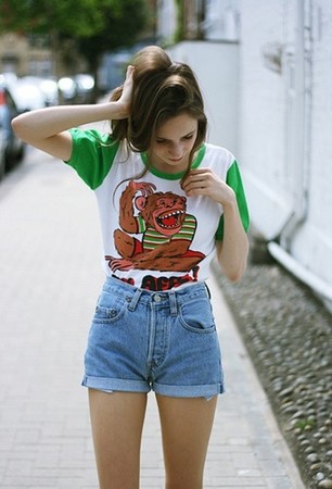 ���˲�����Ů�˴���5�����а�