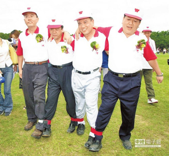 台味全董事长魏应充请辞 难息民众抵制怒火