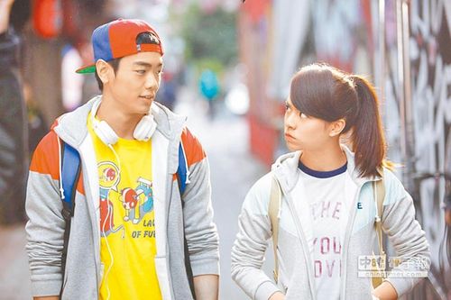 �Űѵ���Ƭ����һ���˿��ȡ���½Ʊ���ҵ���